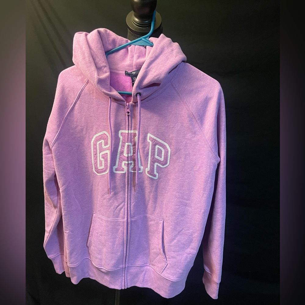 Gap ladies sweatshirt